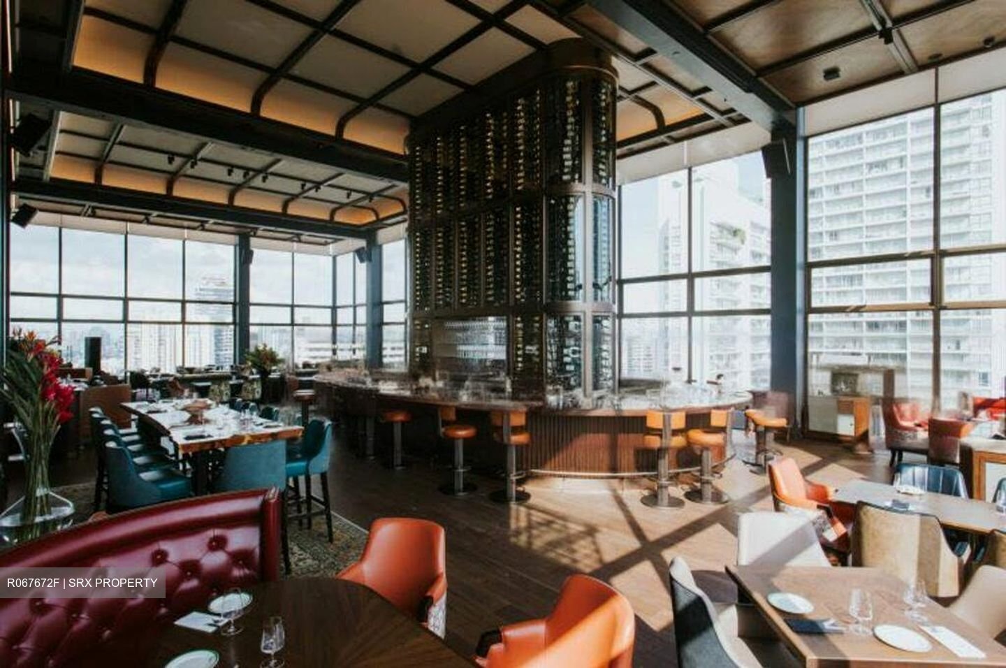 International Building (D9), Retail #455866361